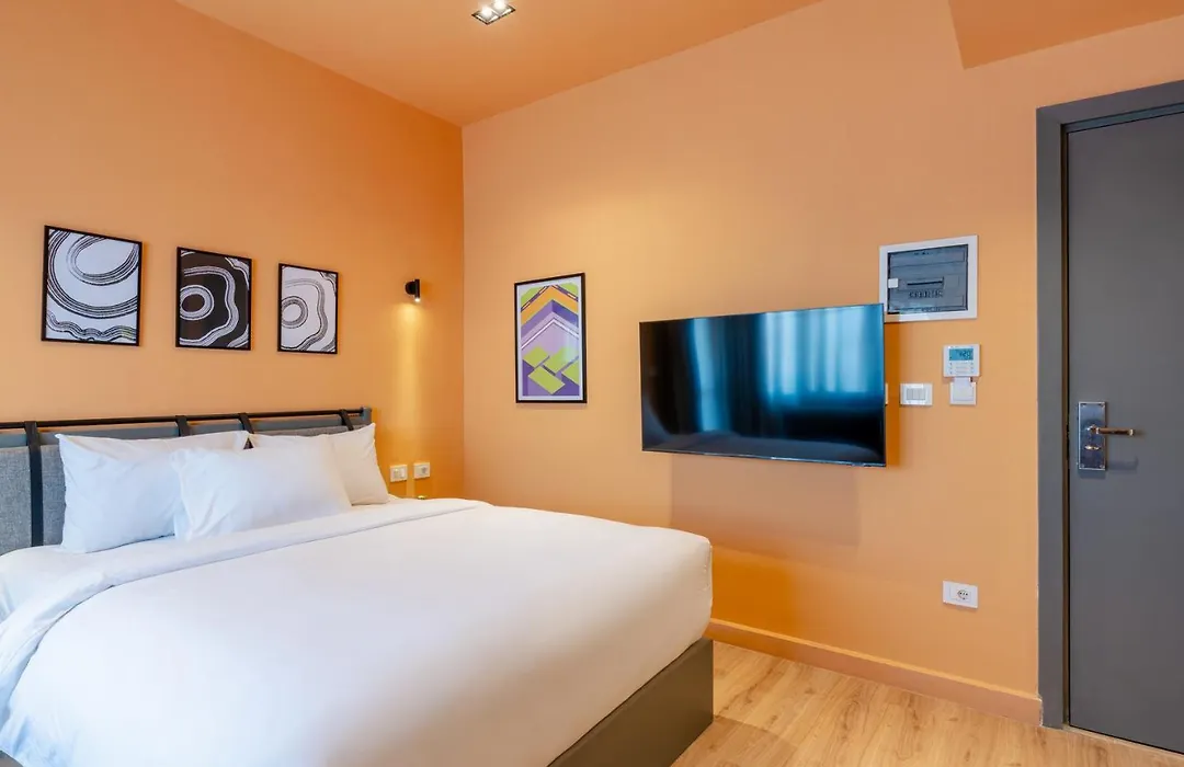 Grey L Studio Apartments Downtown Cairo Ouzonian House-1