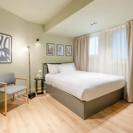 Grey L Studio Apartments Downtown Cairo Ouzonian House-2